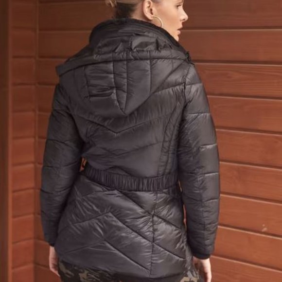 MELANIE LYNE: Short Belted Quilted Coat - black - Picture 4 of 6